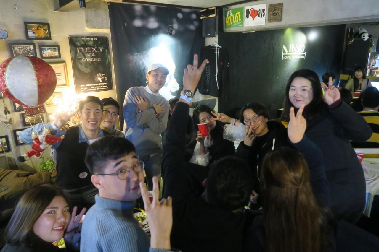 Inno Guesthouse & Bar Hongdae Seúl Exterior foto